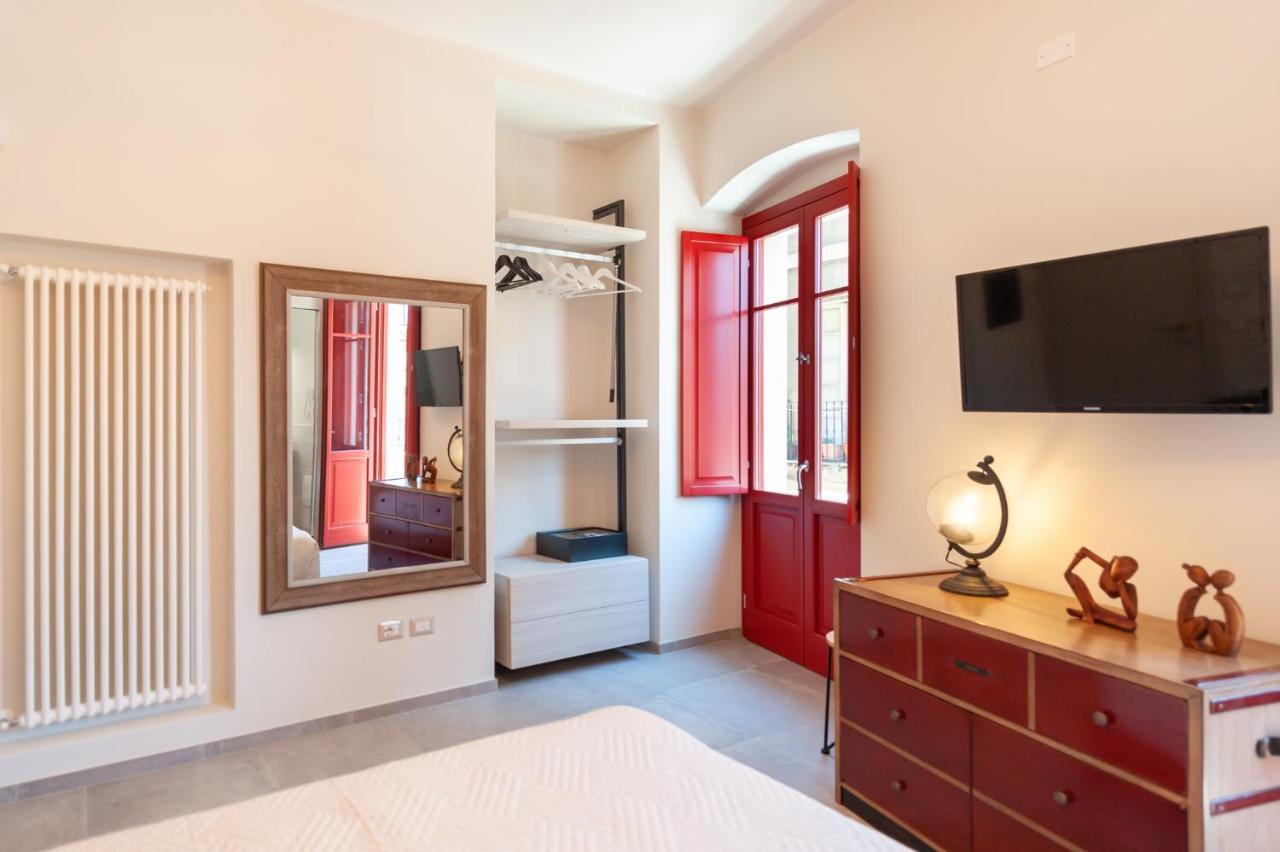Domo Sofia Hotel Cagliari Bagian luar foto