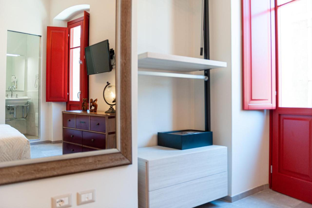 Domo Sofia Hotel Cagliari Bagian luar foto