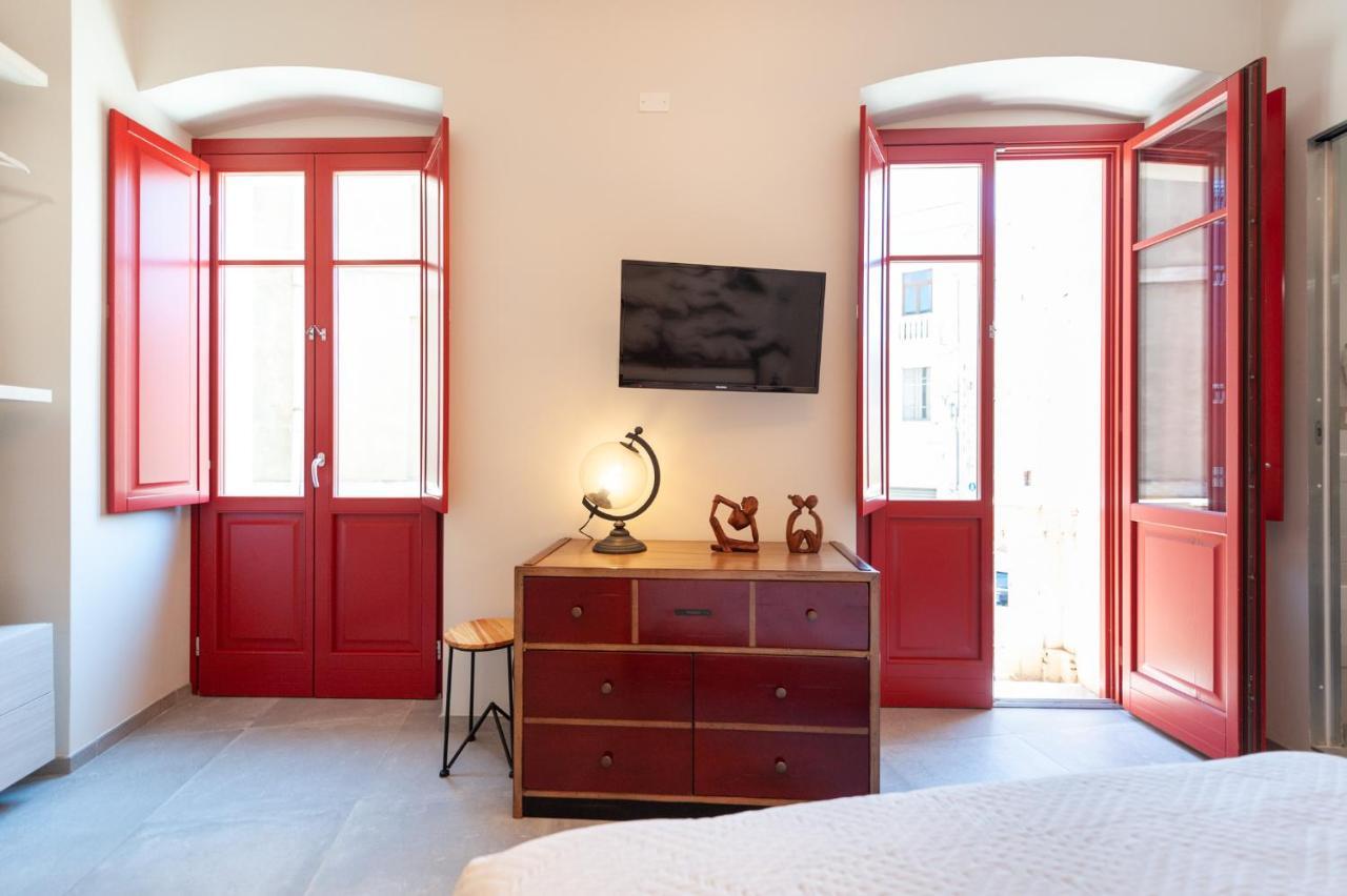 Domo Sofia Hotel Cagliari Bagian luar foto